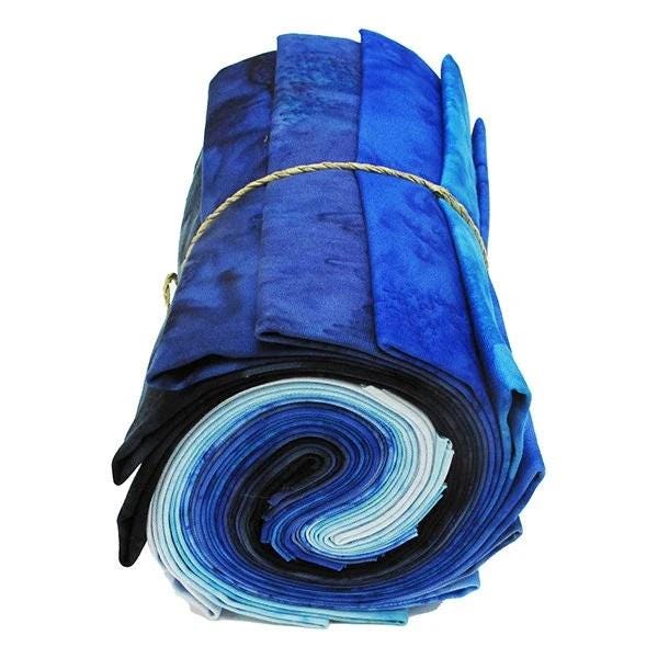 1895 Watercolors Fat Quarter Bundle by Hoffman Calif. #1895FQ-7 Blue 12 fat quarters
