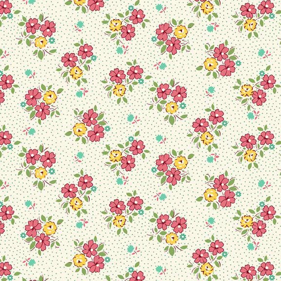 Aunt Grace Goes Scrappy by Julie Rothermel for Marcus Fabrics R35 1526D Cream Floral sold by the 1/2 yd.